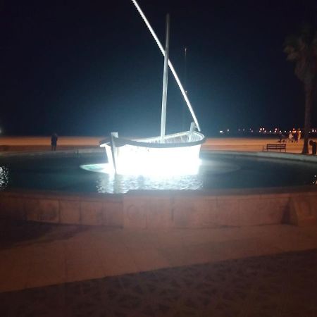 Appartamento Habitacion Frente A Playa De La Malvarrosa Valenza Esterno foto
