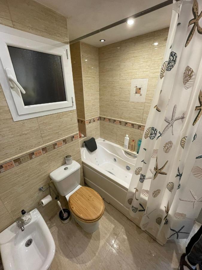Appartamento Habitacion Frente A Playa De La Malvarrosa Valenza Esterno foto